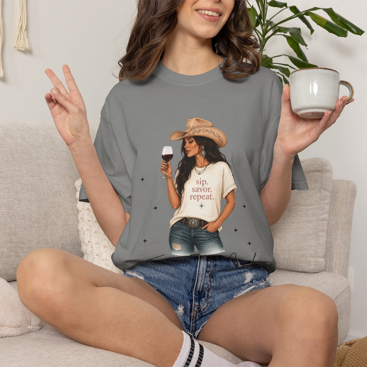 The Brunette | Texas Pour Girl Everyday Girls Tee | Western Wine Shirt Women