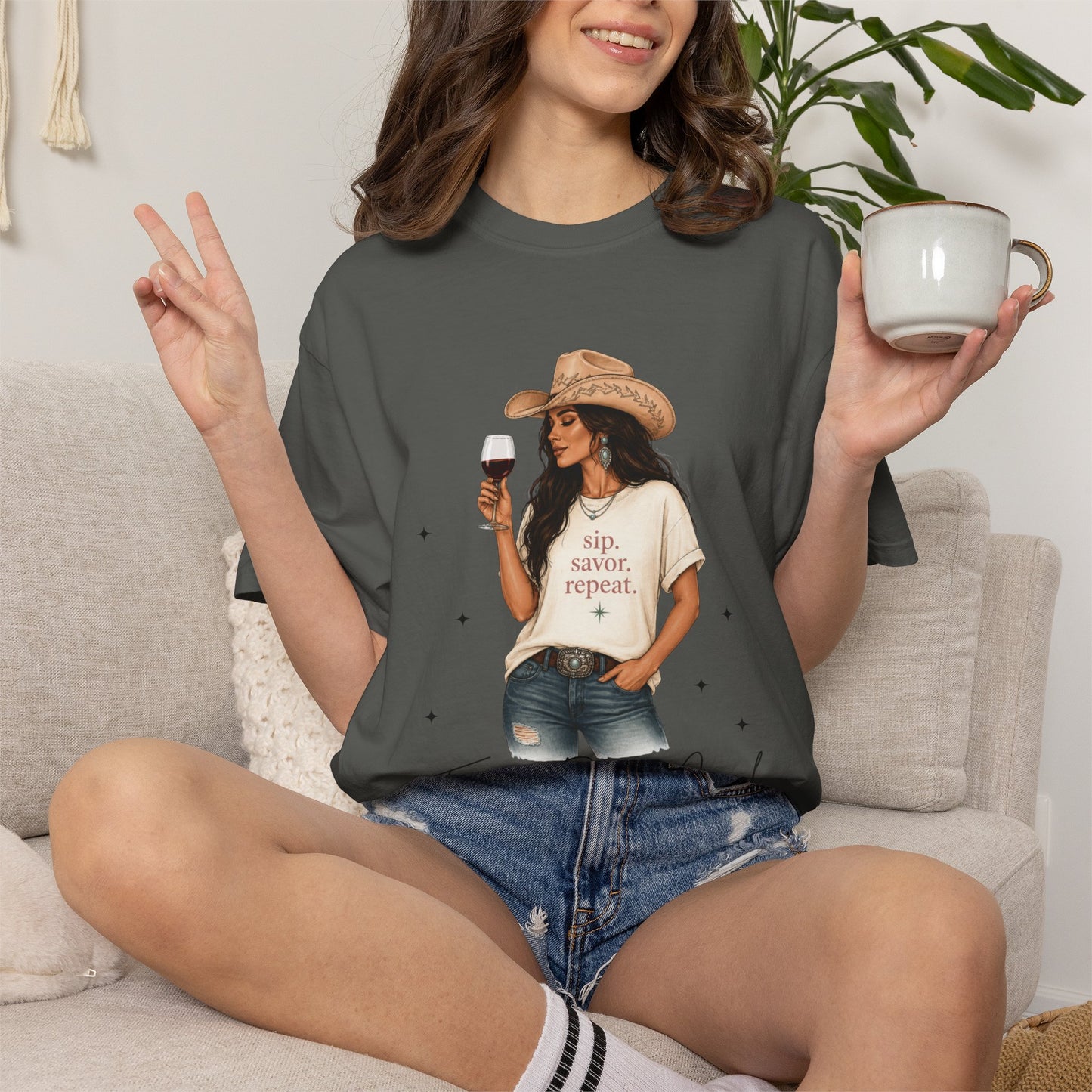 The Brunette | Texas Pour Girl Everyday Girls Tee | Western Wine Shirt Women
